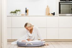 Кокон для сна с ограничителем Voksi Baby Nest Premium Grey Flying